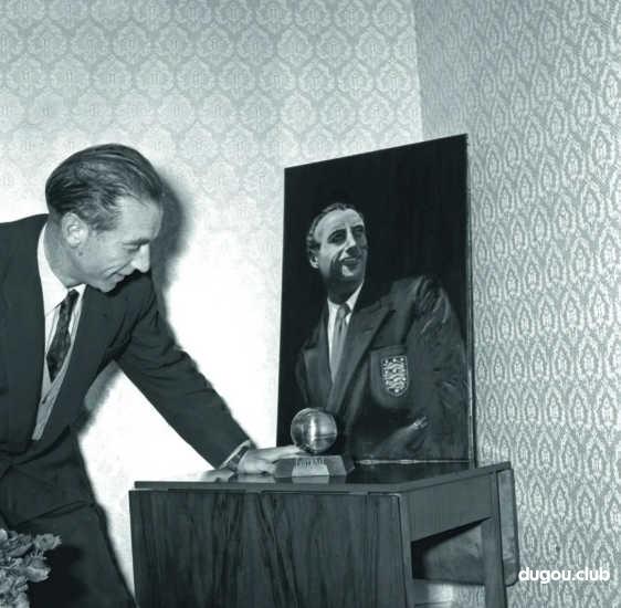 现代足球发源地,英格兰人再次与金球失之交臂。